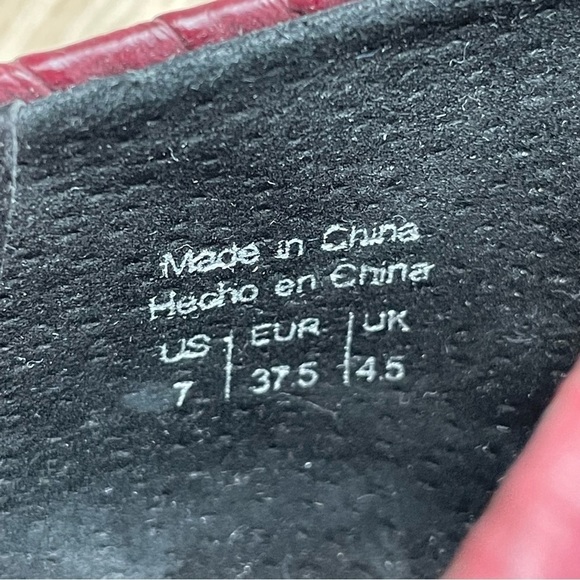 ALDO Maroon Reptile Print Women’s Heels Pumps Size 7 - Picture 7 of 13